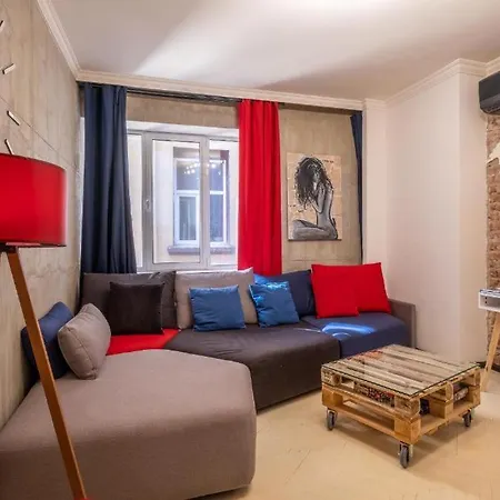 2 15 Seconds From Main Street Apartman Szófia