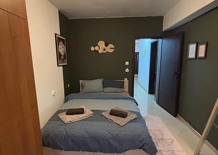 2 15 Seconds From Main Street * Sofia