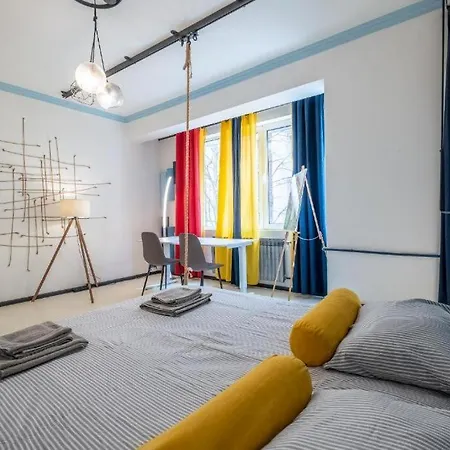 2 15 Seconds From Main Street Apartamento